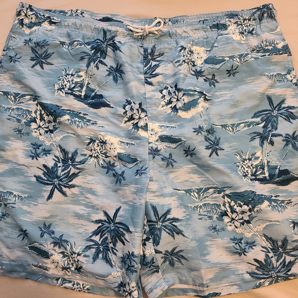 Old Navy swim trunks size XXL